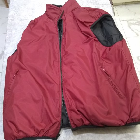 mens reversable insulated puffer vest xl - Picture 3 of 5